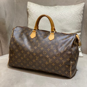 Louis Vuitton Monogram Speedy 40 Bag