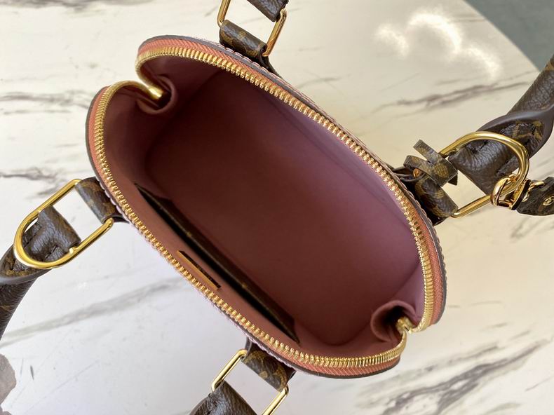 Alma BB Vernis Monogram Rose Pale Metallise - Image 10