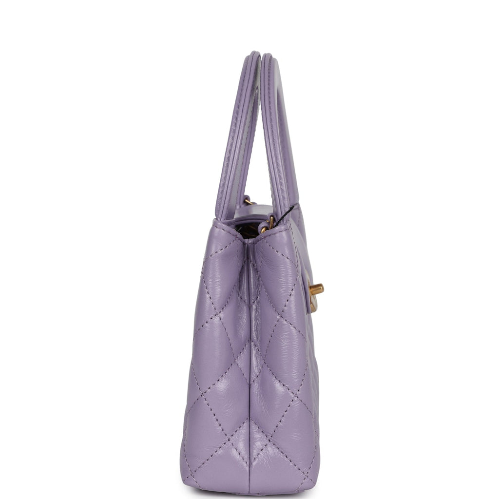 Chanel Small Kelly Shopper Light Purple Shiny Aged Calfskin Brushed Gold Hardware - Image 5