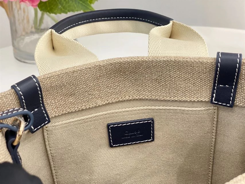 Chloé Small Woody Tote Bag Linen canvas Calfskin With Chloé Logo - MB019 - Image 5