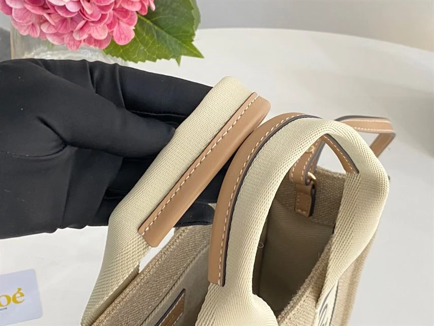 Chloé Small Woody Tote Bag Linen canvas Calfskin With Chloé Logo - MB022 - Image 7