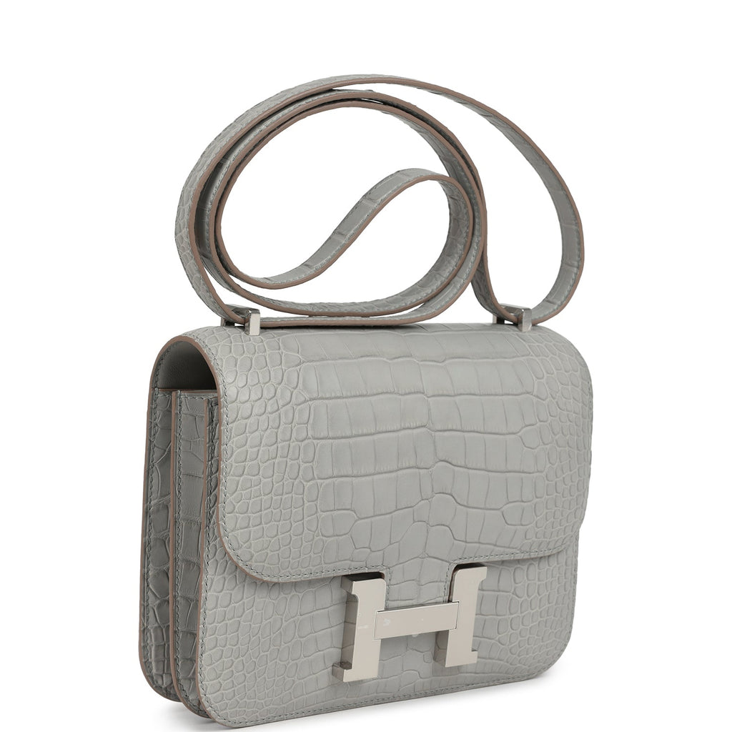 Hermes Constance 18 Gris Perle Matte Alligator Palladium Hardware - Image 3