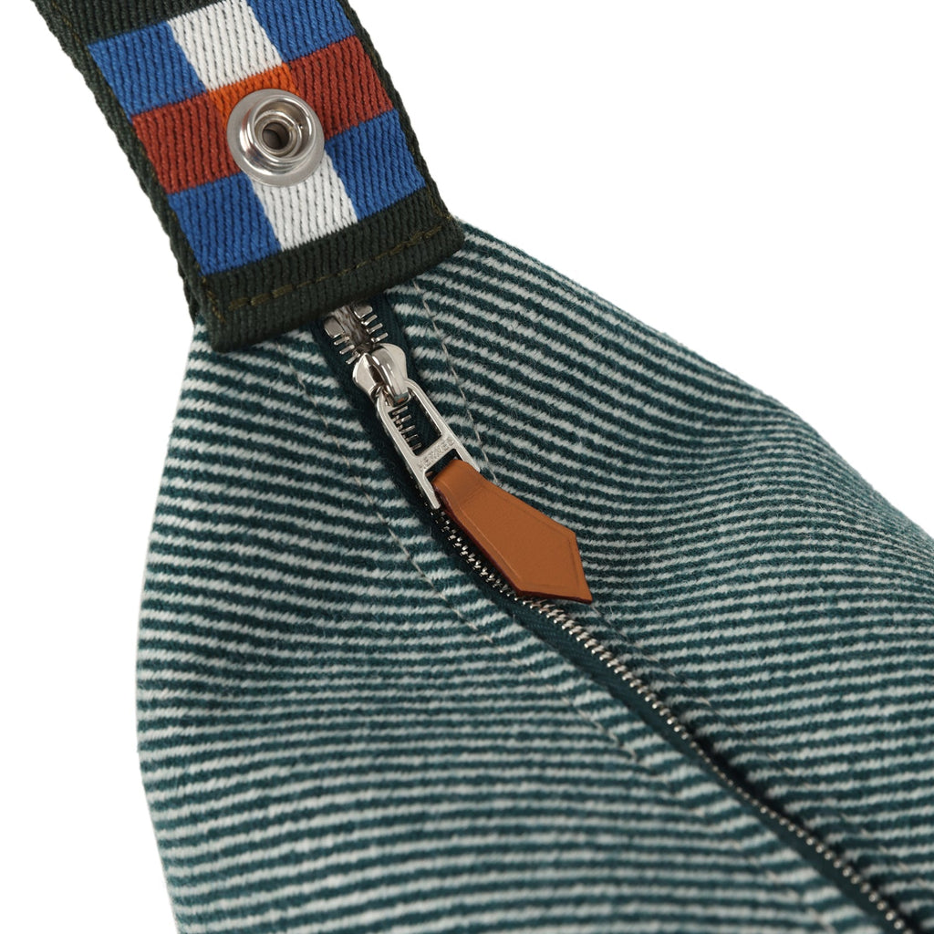 Hermes Bride-A-Brac Au Carre Case PM Vert Foret H Natte Canvas and Wool Palladium Hardware - Image 8