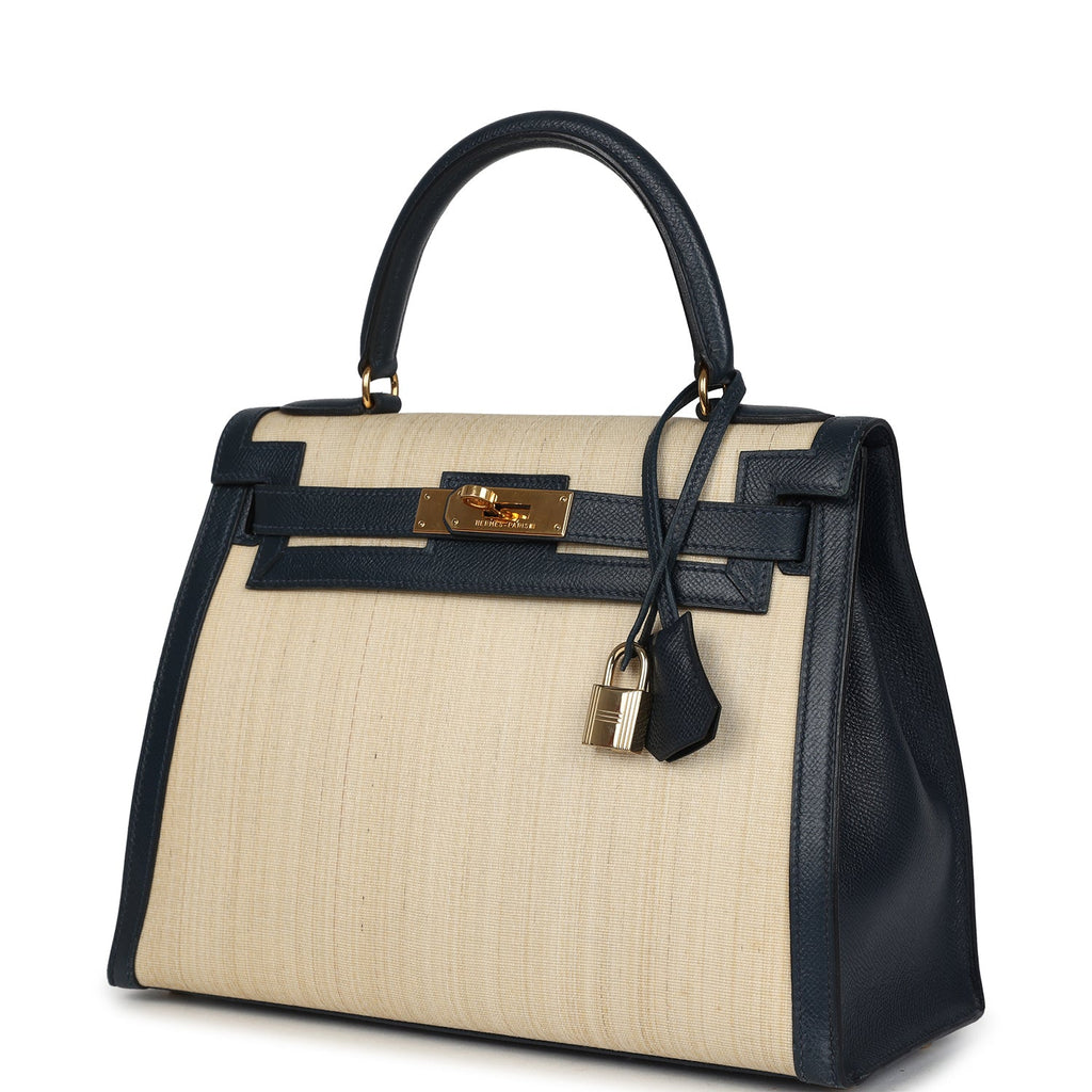 Vintage Hermes Kelly Sellier 28 Bleu Marine Courchevel and Ecru Crinoline Gold Hardware - Image 6