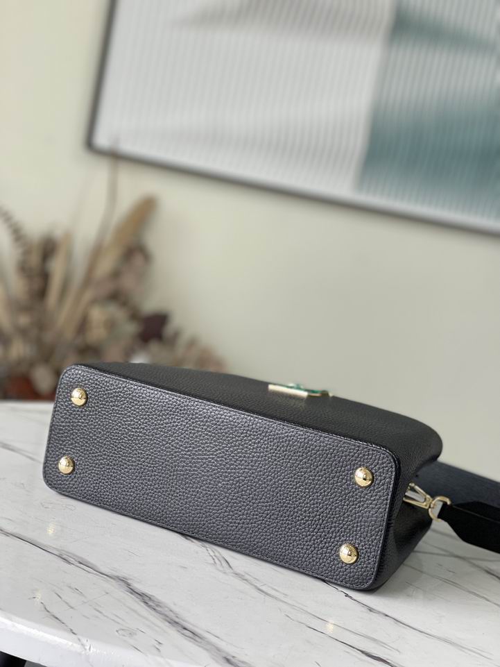 LV Capucines BB Bag - Image 5