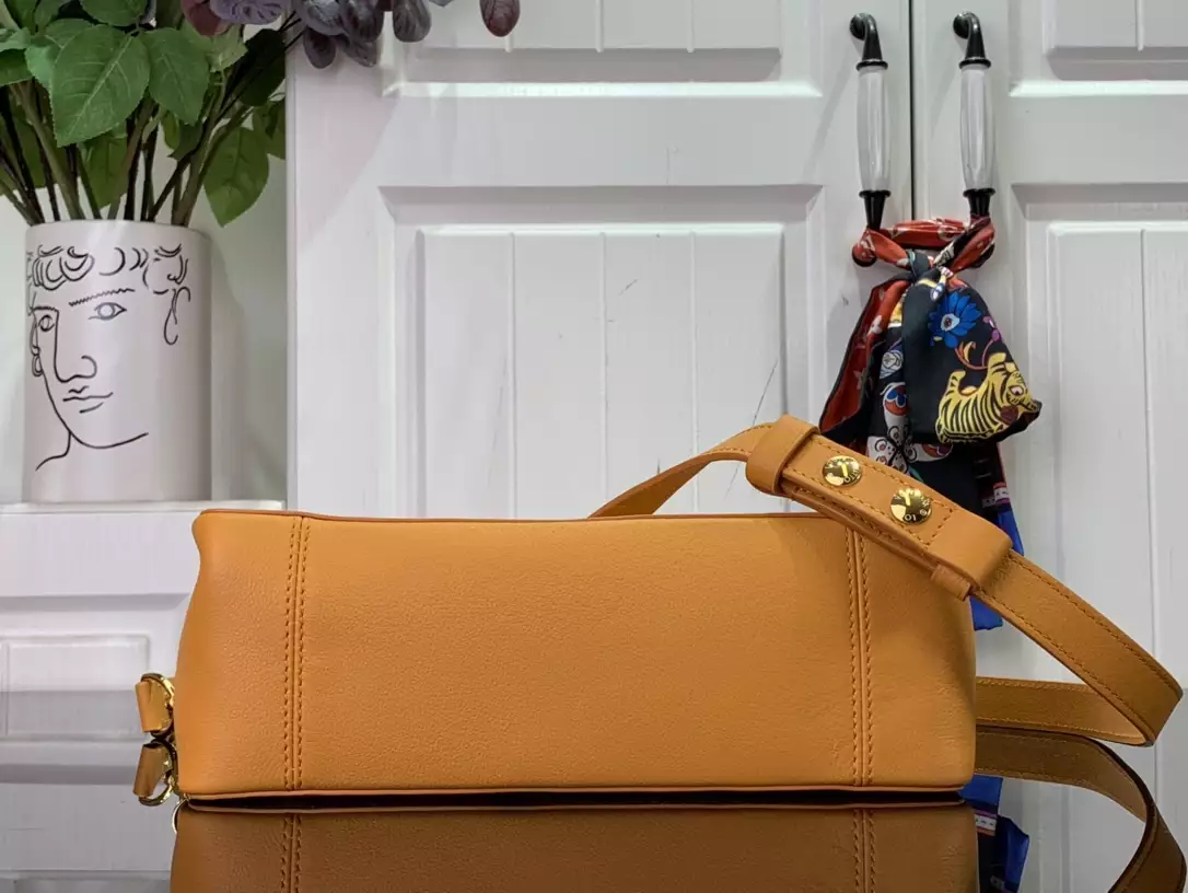 LV Dauphine Soft MM Orange Calfskin - Repbags.ru - Image 6