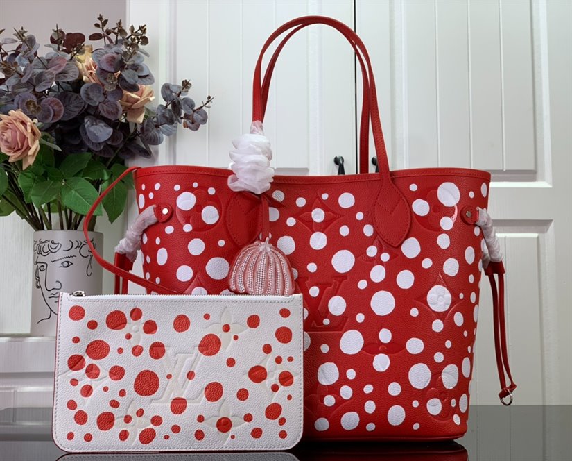 LV x YK Neverfull MM Tote Bag - Image 3