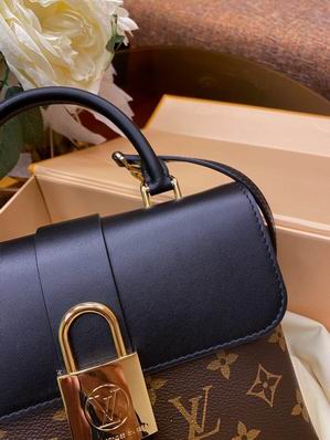 Louis Vuitton Locky BB Black - Image 9