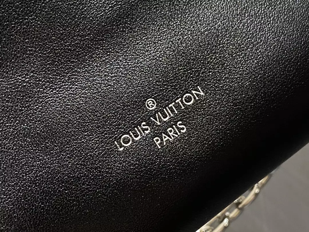 Louis Vuitton Slim Trunk Black Calf Leather Bag - Repbags.ru - Image 5