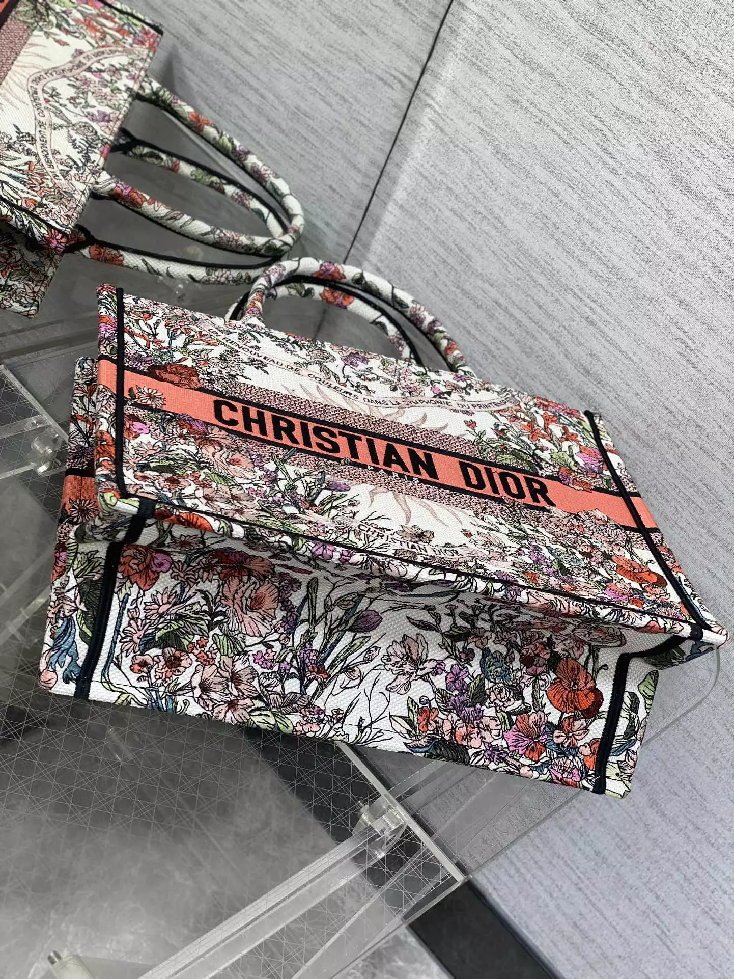 Dior Book Tote Ecru Multicolor Dior 4 Saisons - Repbags.ru - Image 6