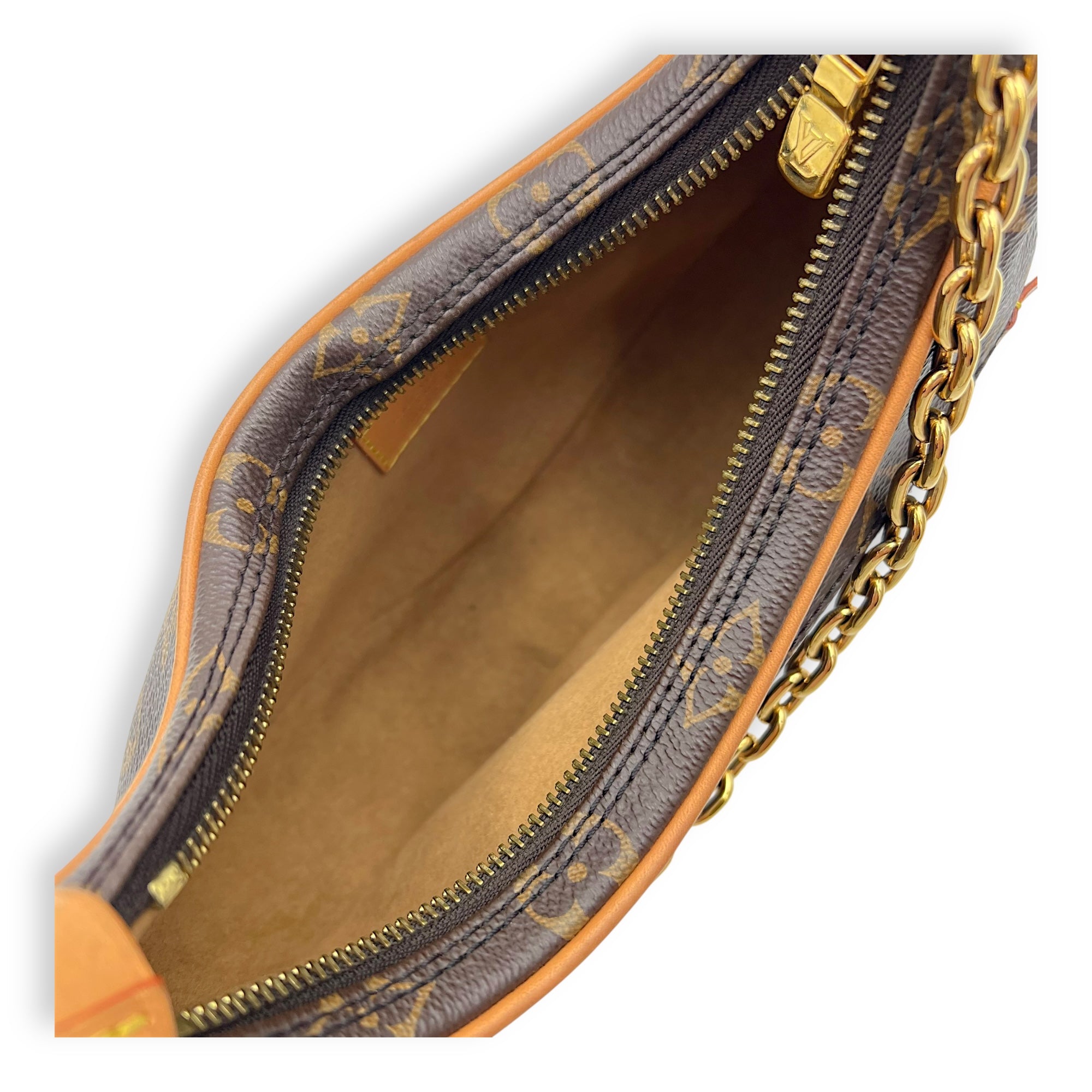 Loop Brown Shoulder Bag in Monogram Coated Canvas, Gold hardware - Image 5