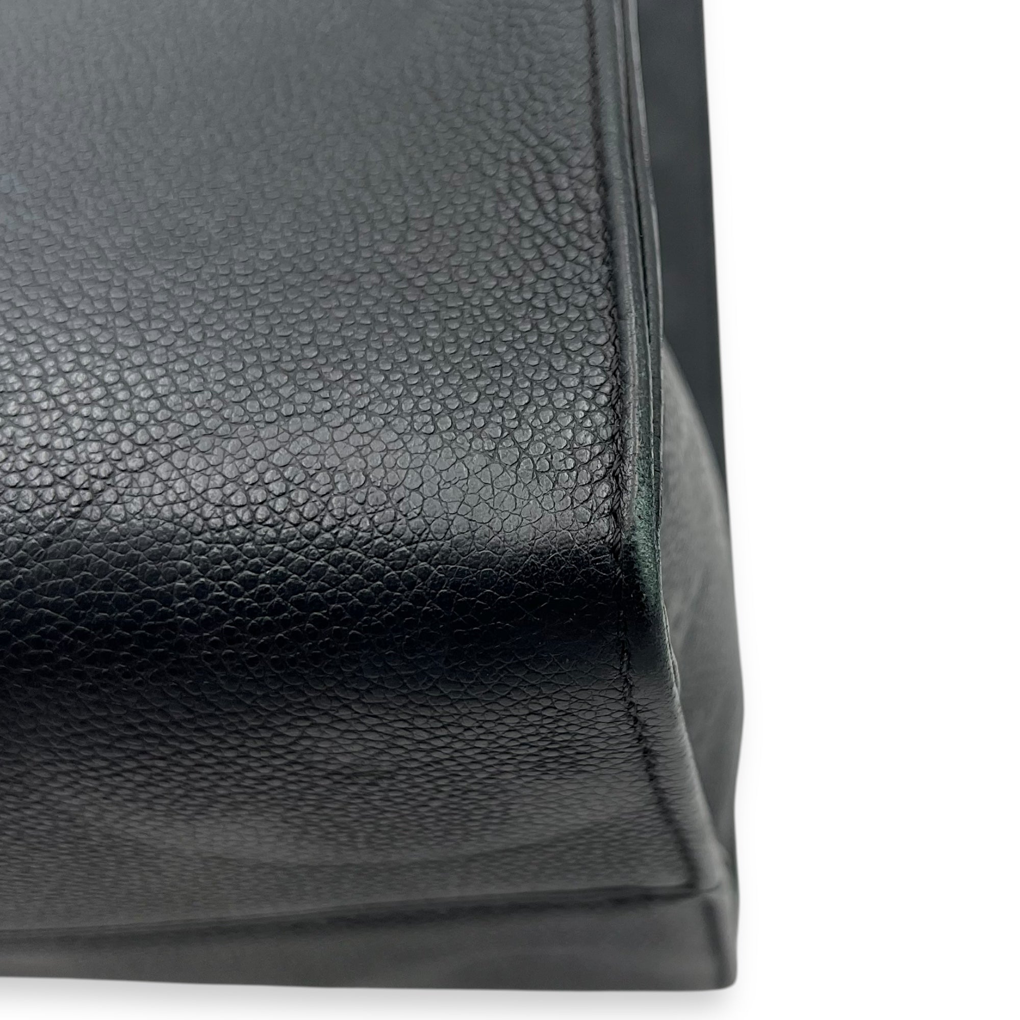 OnTheGo MM Black Top Handle Bag in Empreinte Leather, Gold hardware - Image 16