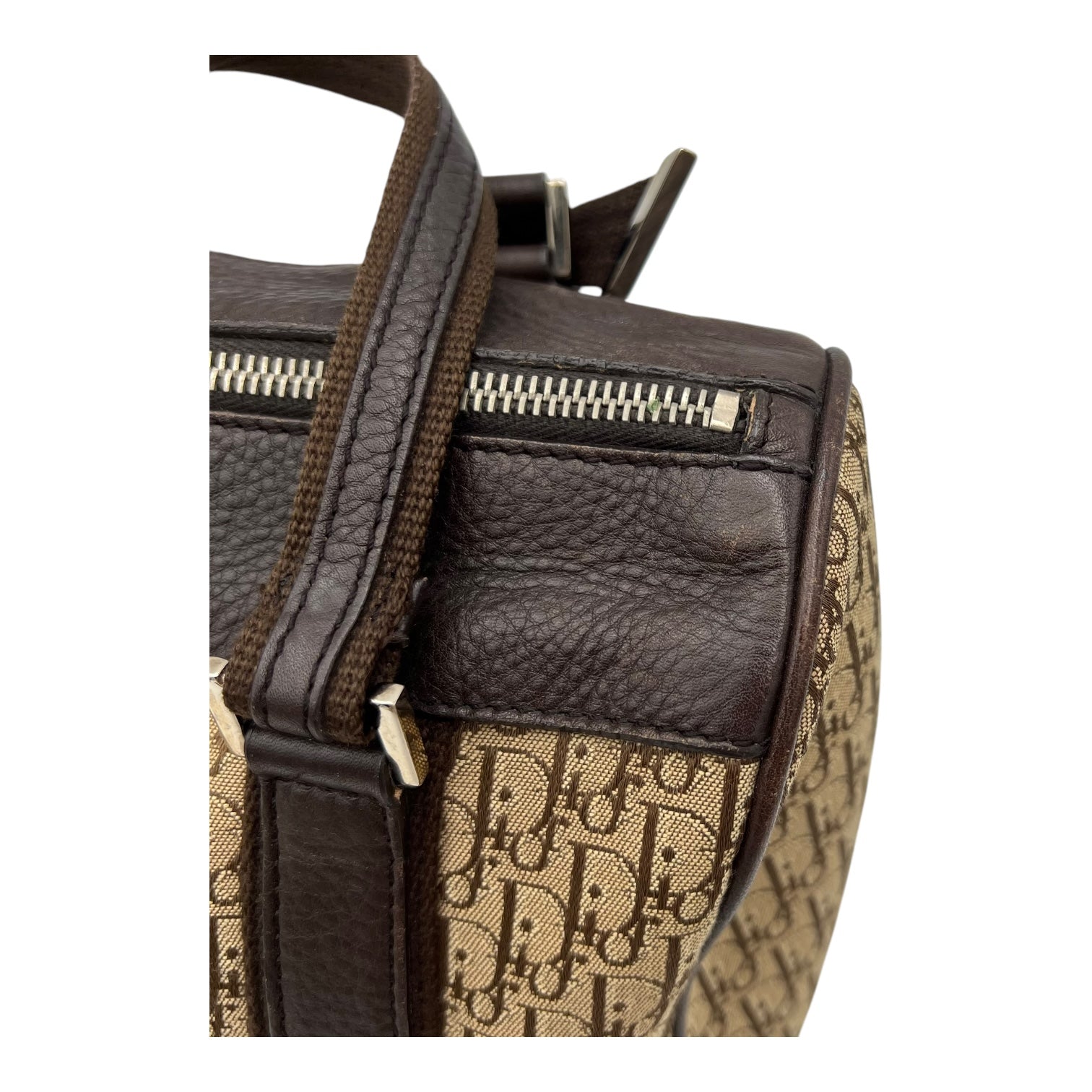 Street Chic Trotter Boston Brown Top Handle Bag in Jacquard, Silver hardware - Image 12