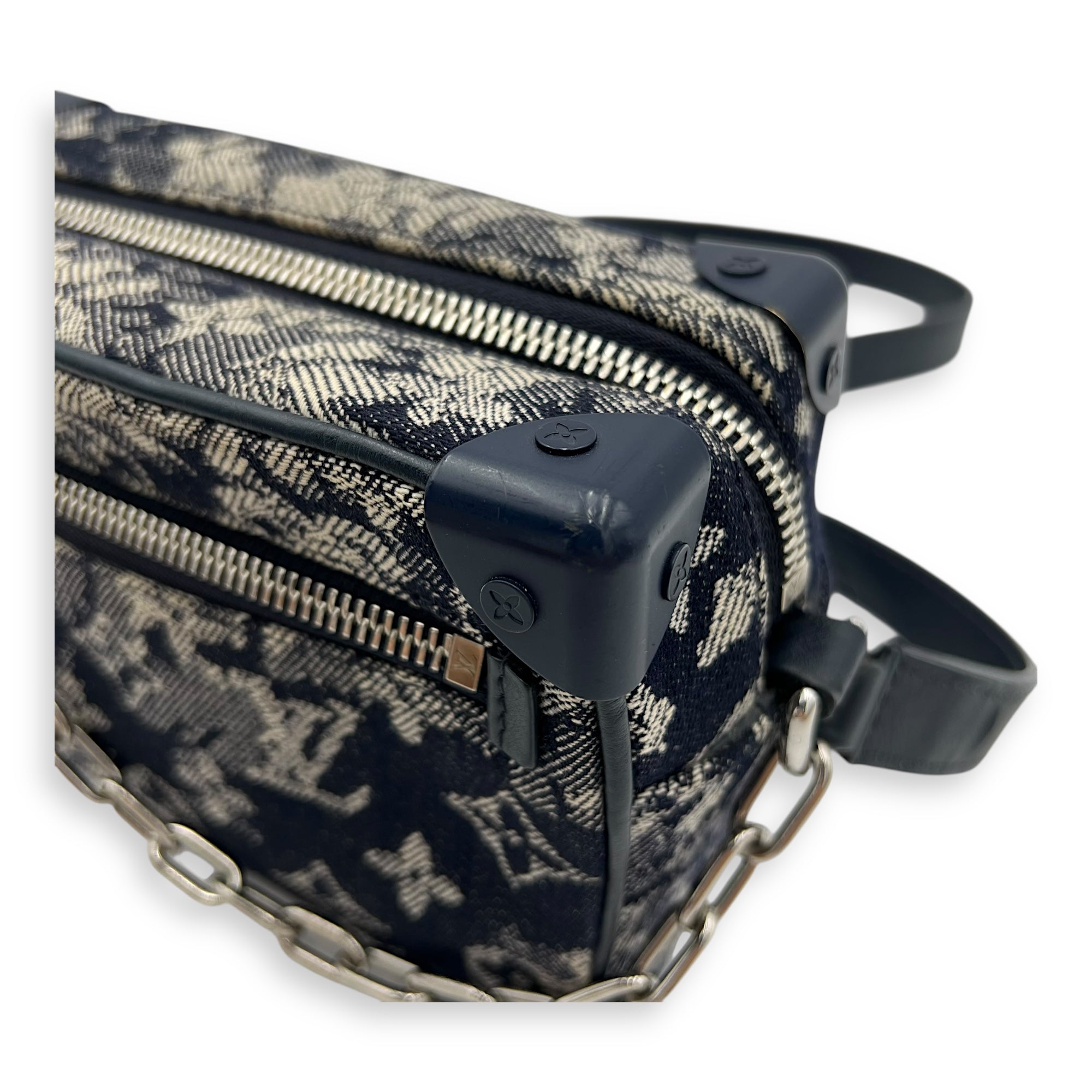 Soft Trunk Shoulder Bag Blue in Denim, Silver hardware - Image 10