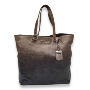 Vitello Shine Brown Tote Bag in Calfskin, Silver hardware