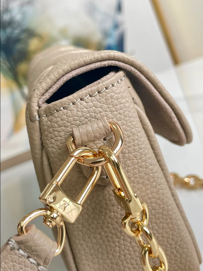 Wallet On Chain Ivy Bicolour Monogram Empreinte Leather - LB242 - Image 8