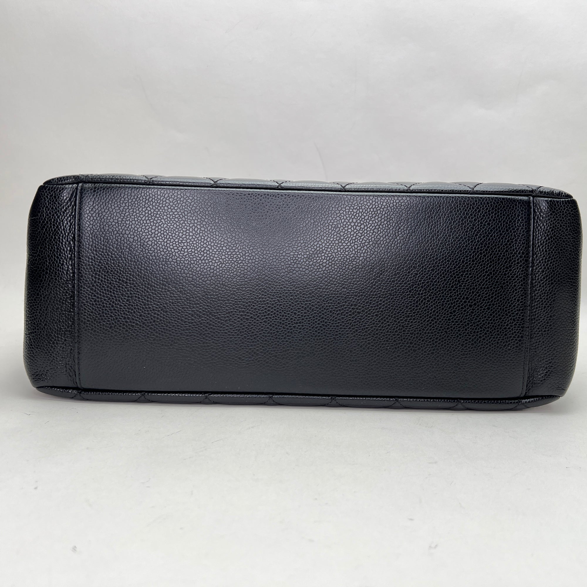 GST Black Tote Bag in Caviar Leather, Gold hardware - Image 5