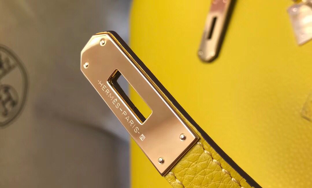 Hermes Birkin 25cm Bag In Yellow Clemence Leather GHW - Image 7