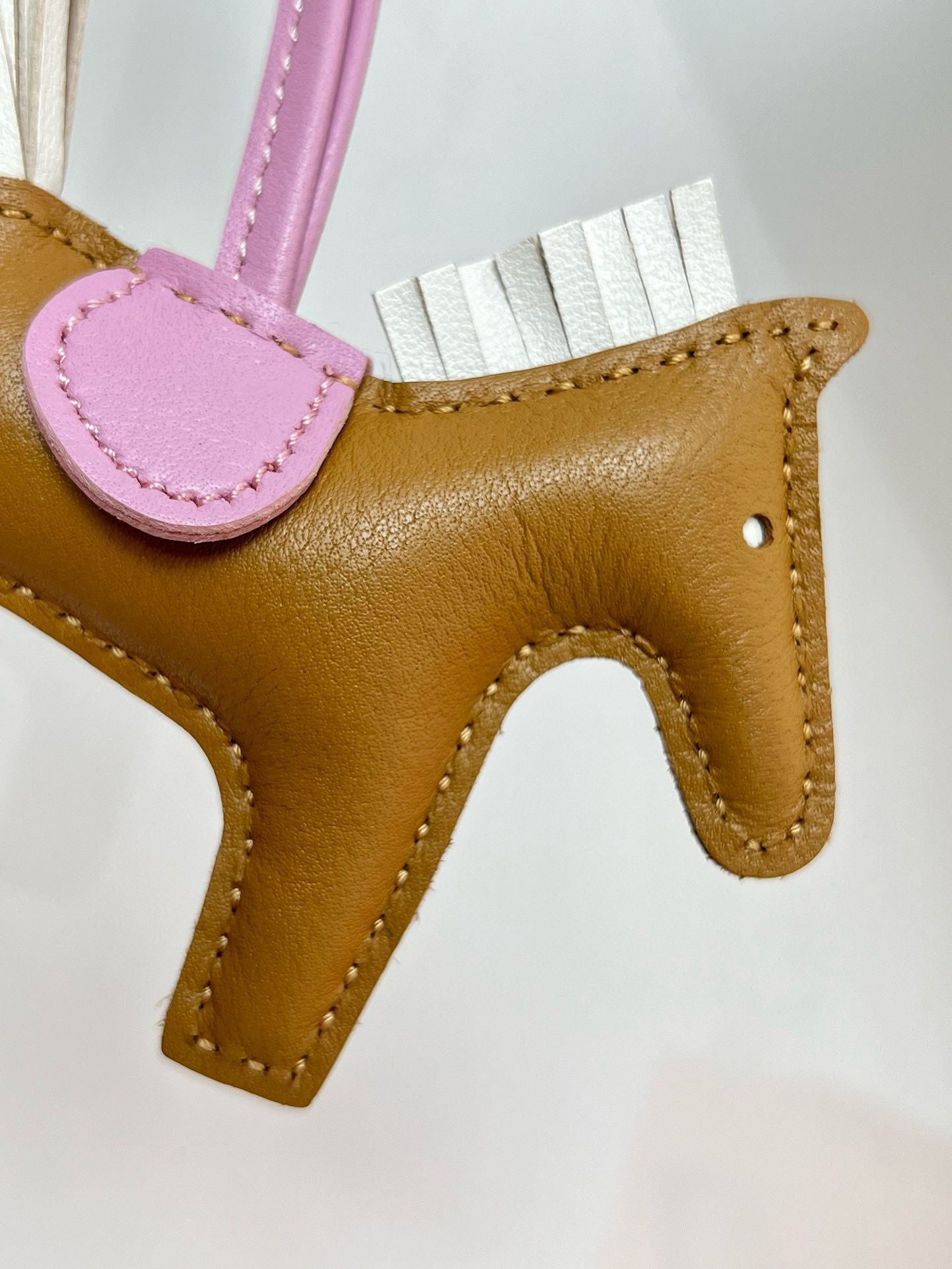 Hermes Rodeo PM Bag Charm in Sesame/Pink/Craie Lambskin - Image 5