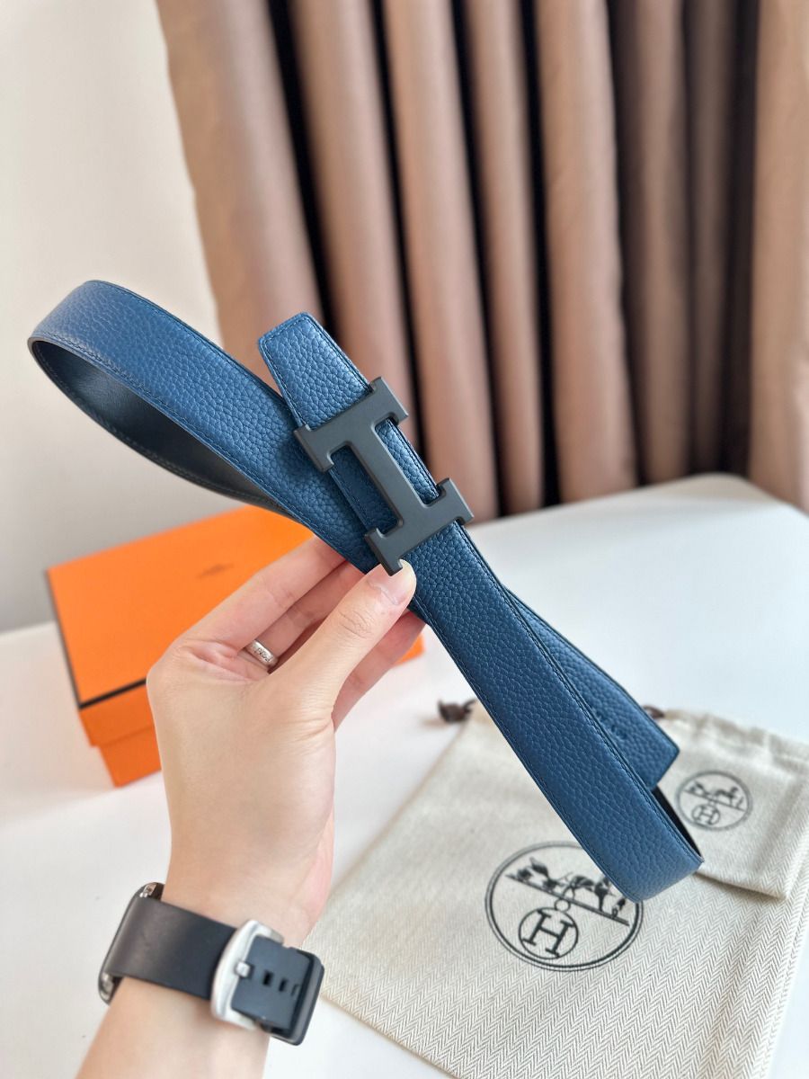 Hermes H Reversible 32MM Belt with Matte Buckle in Blue Clemence Leather - Image 3