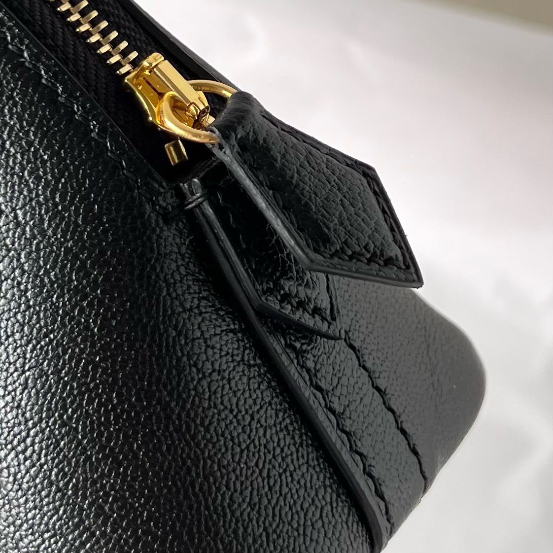 Hermes Bolide 1923 Mini Handmade Bag In Black Chevre Mysore Leather - Image 7