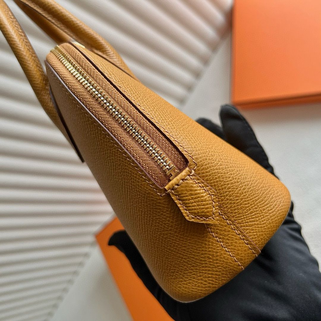 Hermes Bolide 1923 Mini Handmade Bag in Sesame Epsom Calfskin - Image 7