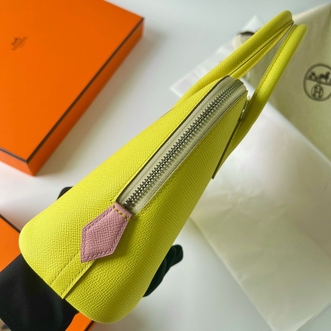 Hermes Bolide 1923 25 Handmade Bag In Lime Epsom Calfskin - Image 4