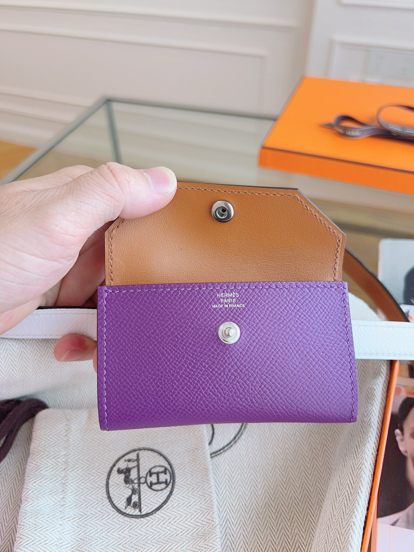 Hermes Kelly Pocket 18 Belt in White and Violet Epsom Calfskin - Image 5