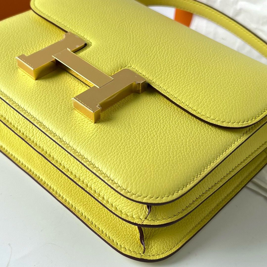 Hermes Constance 18 Handmade Bag In Lime Evercolor Calfskin - Image 6