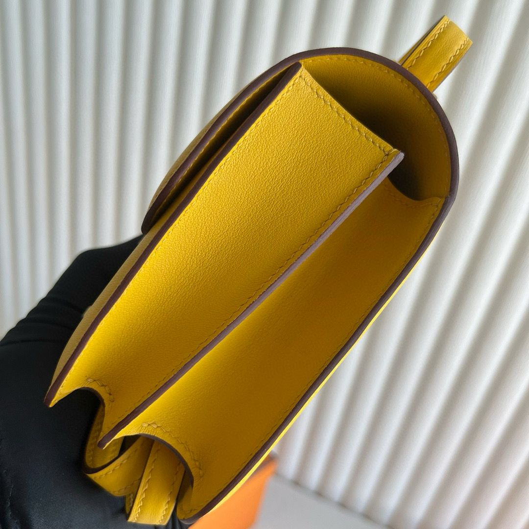 Hermes Constance 18 Handmade Bag in Jaune Ambre Swift Calfskin - Image 5