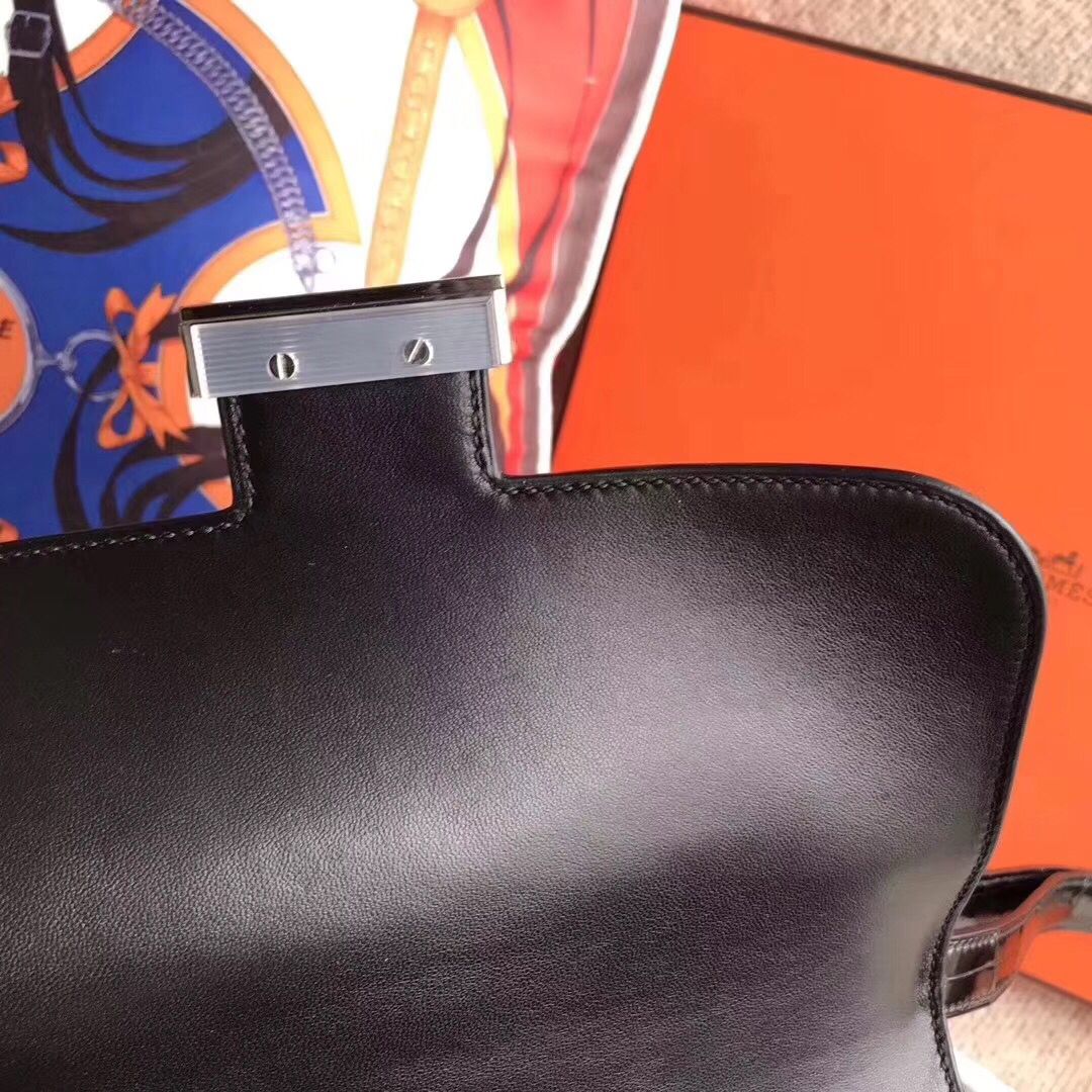 Hermes Constance 24 Handmade Bag In Black Niloticus Crocodile - Image 6