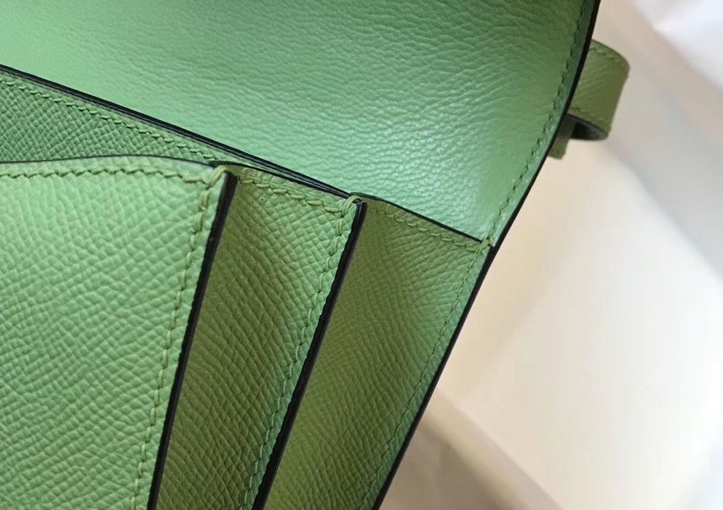 Hermes Constance 24 Handmade Bag In Vert Criquet Epsom Leather - Image 7