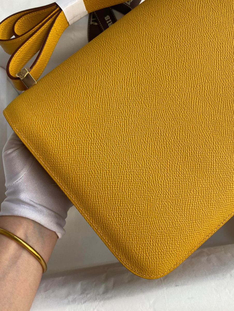 Hermes Constance 24 Handmade Bag In Jaune Ambre Epsom Calfskin - Image 6