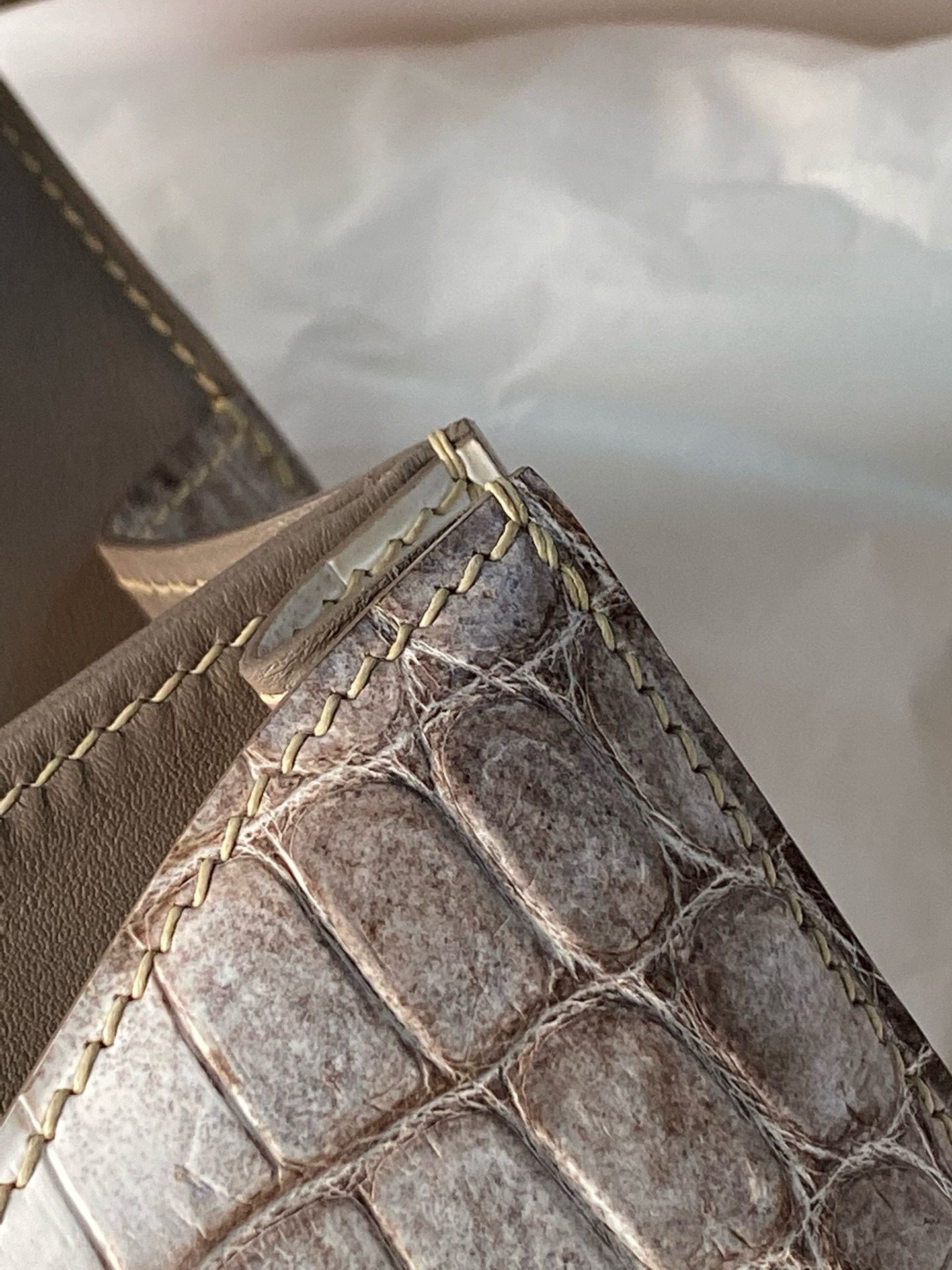 Hermes Constance 24 Handmade Bag In Himalaya Crocodile Niloticus Skin - Image 8