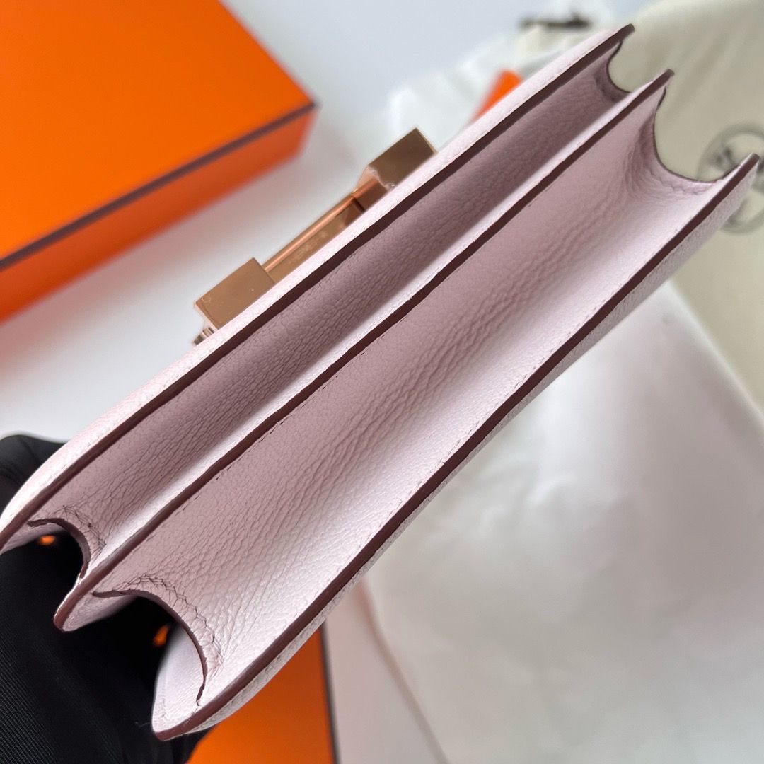Hermes Constance 1-18 Mirror Bag In Mauve Pale Chevre Mysore Leather - Image 6
