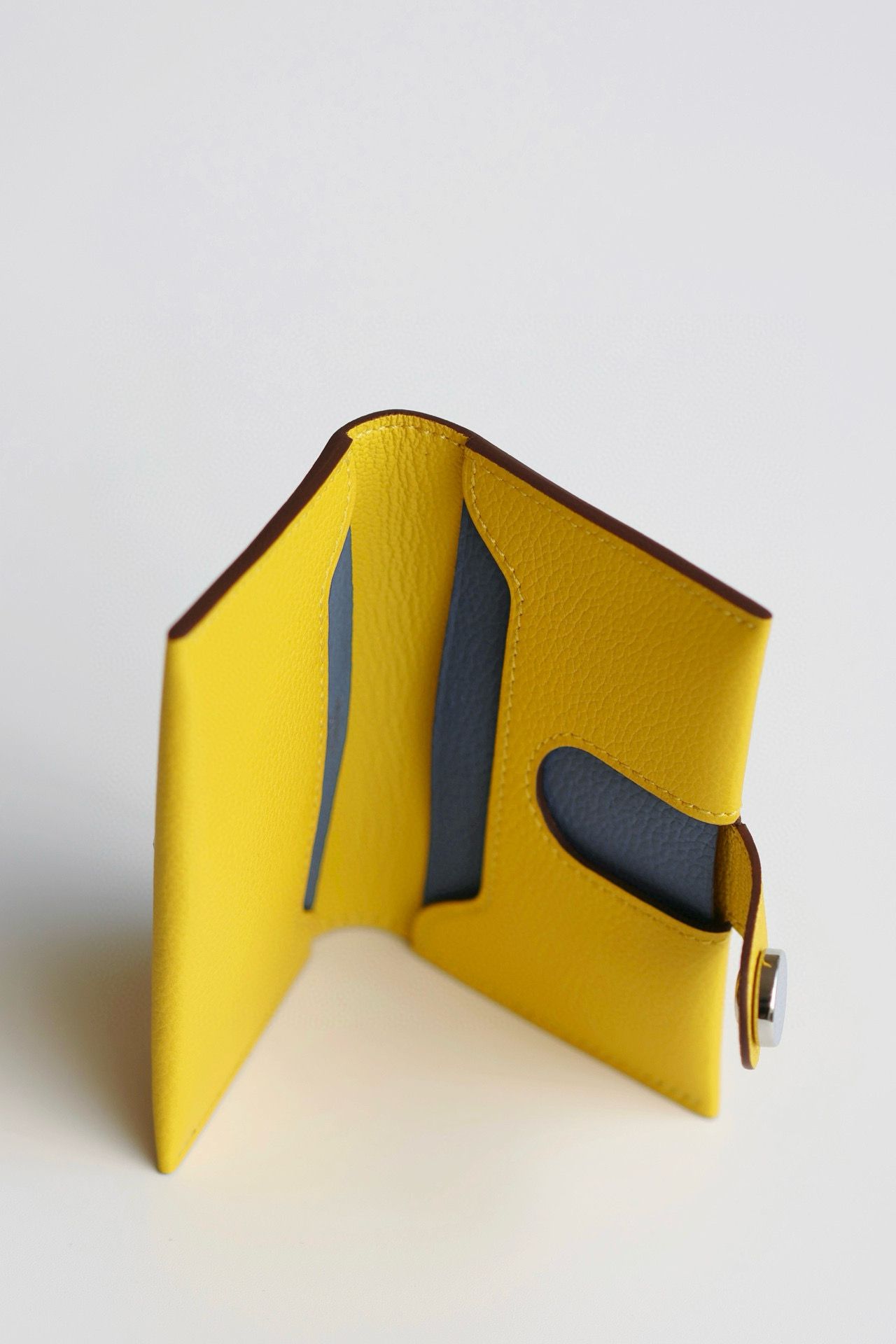Hermes R.M.S Verso Card Holder in Jaune de Naples Evergrain Calfskin - Image 8