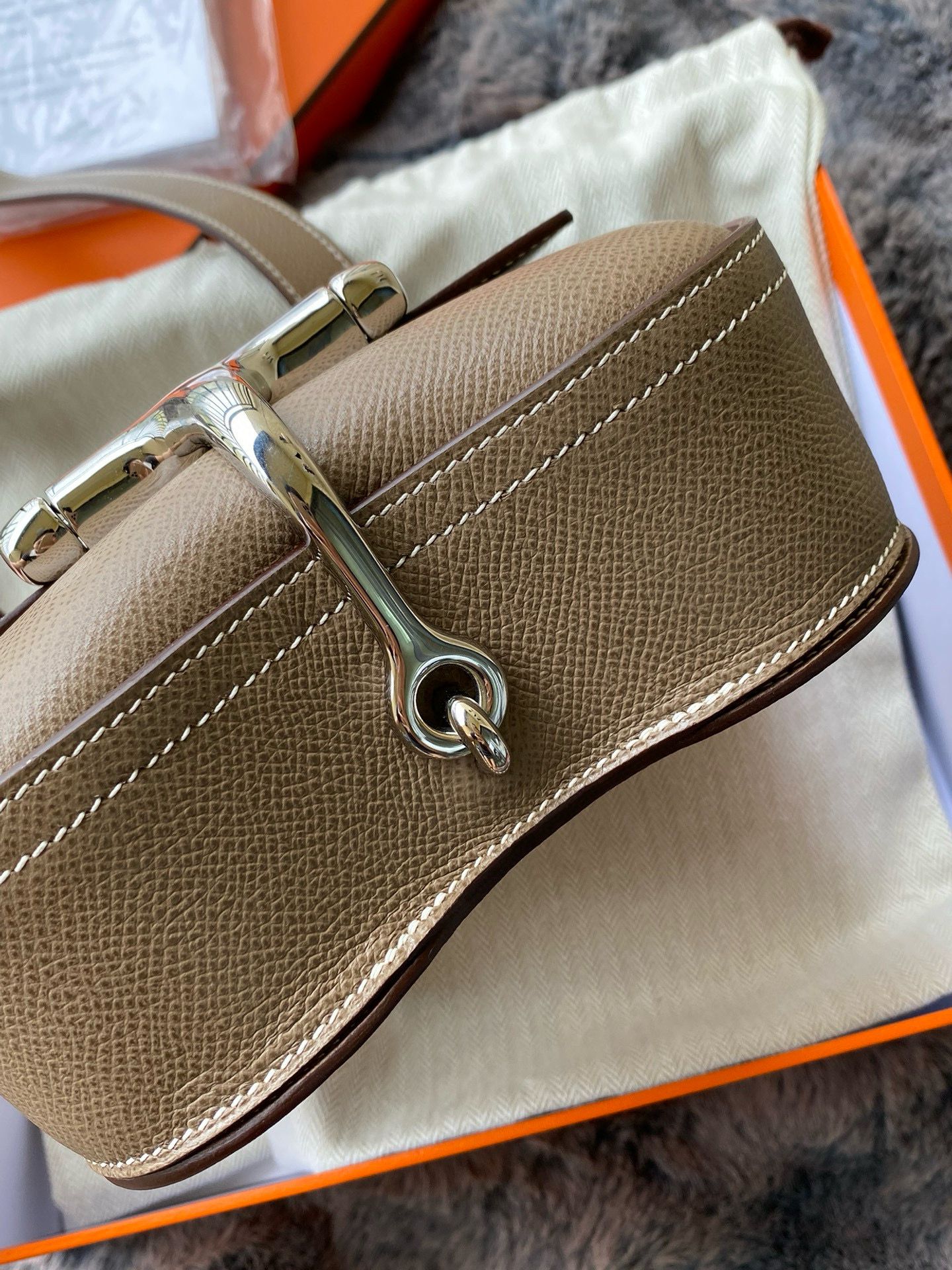 Hermes Della Cavalleria II Mini Bag in Taupe Epsom Calfskin - Image 10