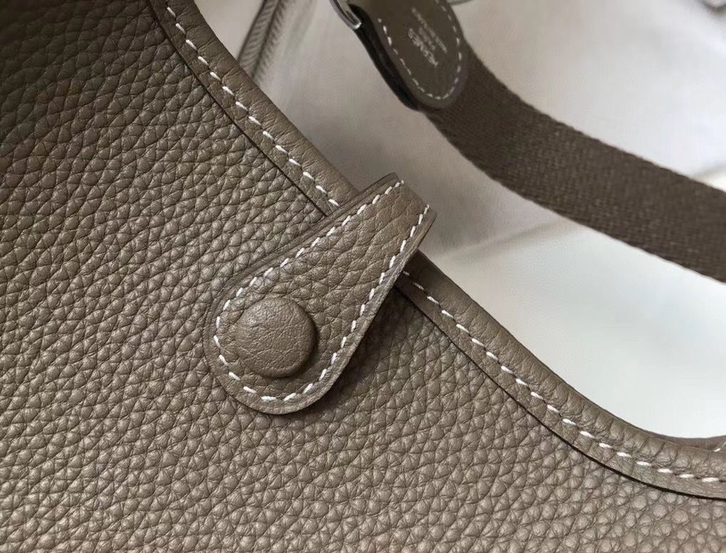 Hermes Evelyne III TPM Bag In Taupe Clemence Leather - Image 7