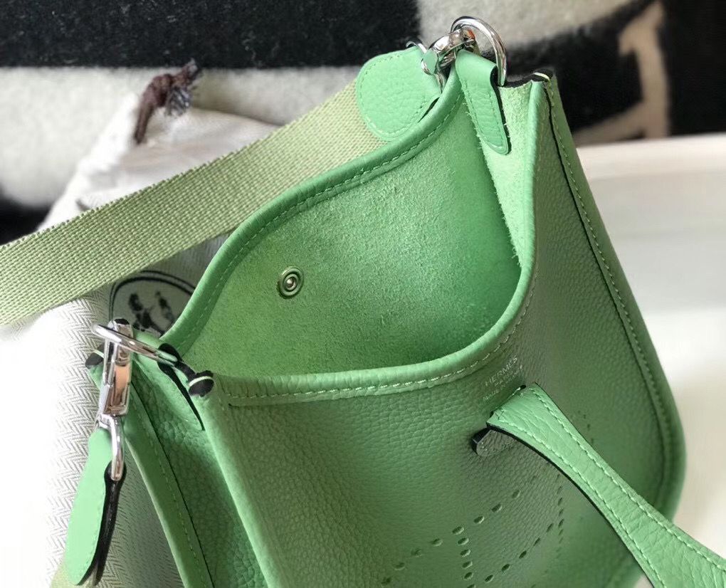 Hermes Evelyne III TPM Bag In Vert Criquet Clemence Leather - Image 9