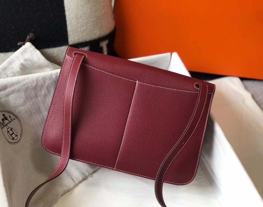 Hermes Halzan 31cm Bag In Bordeaux Clemence Leather - Image 3