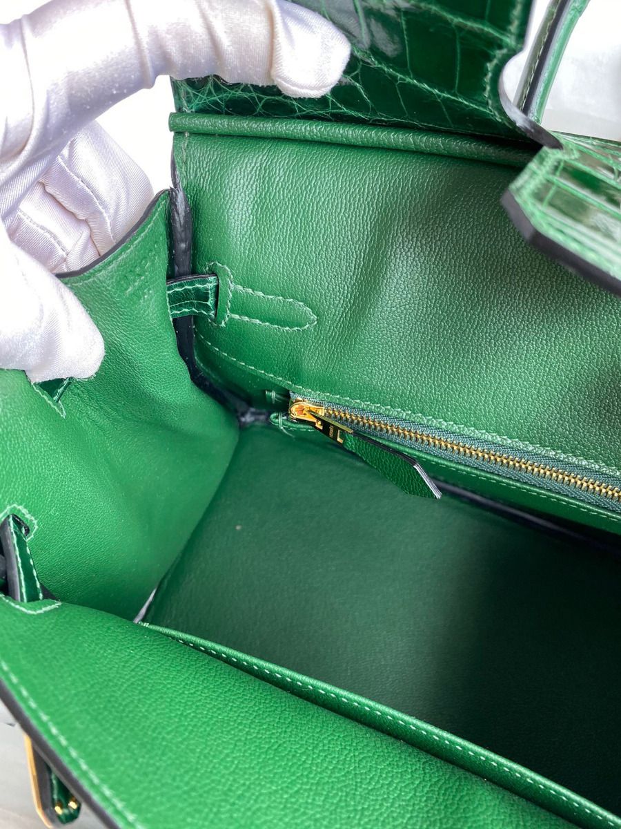 Hermes Birkin 25 Handmade Bag In Malachite Crocodile Niloticus Shiny Skin - Image 10