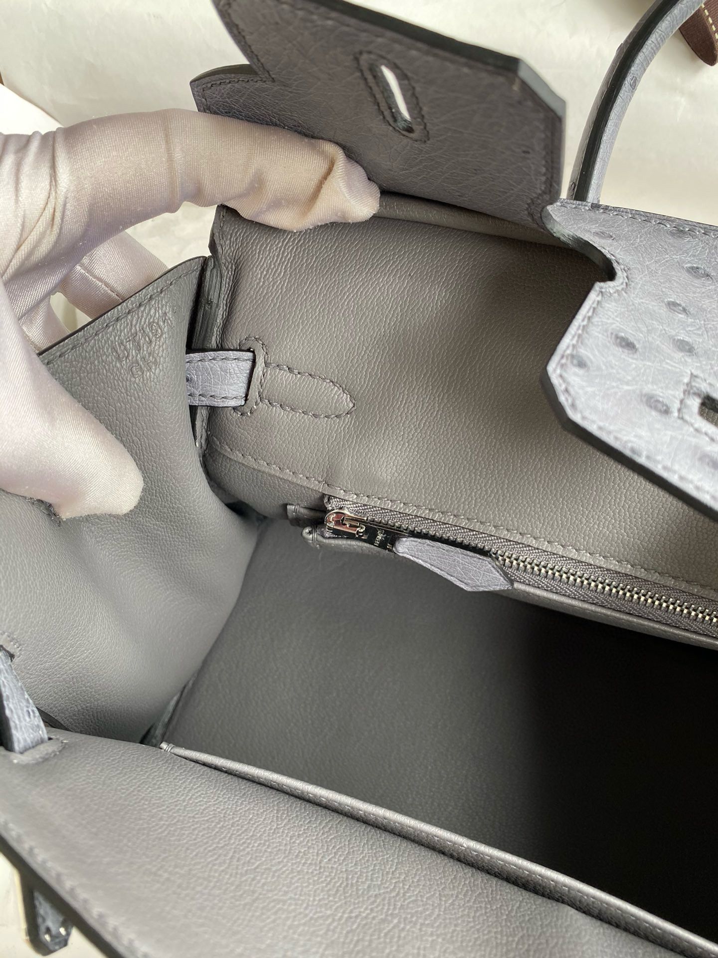 Hermes Birkin 25 Retourne Handmade Bag in Gris Agate Ostrich Leather - Image 10