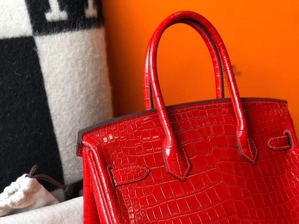 Hermes Birkin 30cm Bag In Red Embossed Crocodile Leather - Image 4