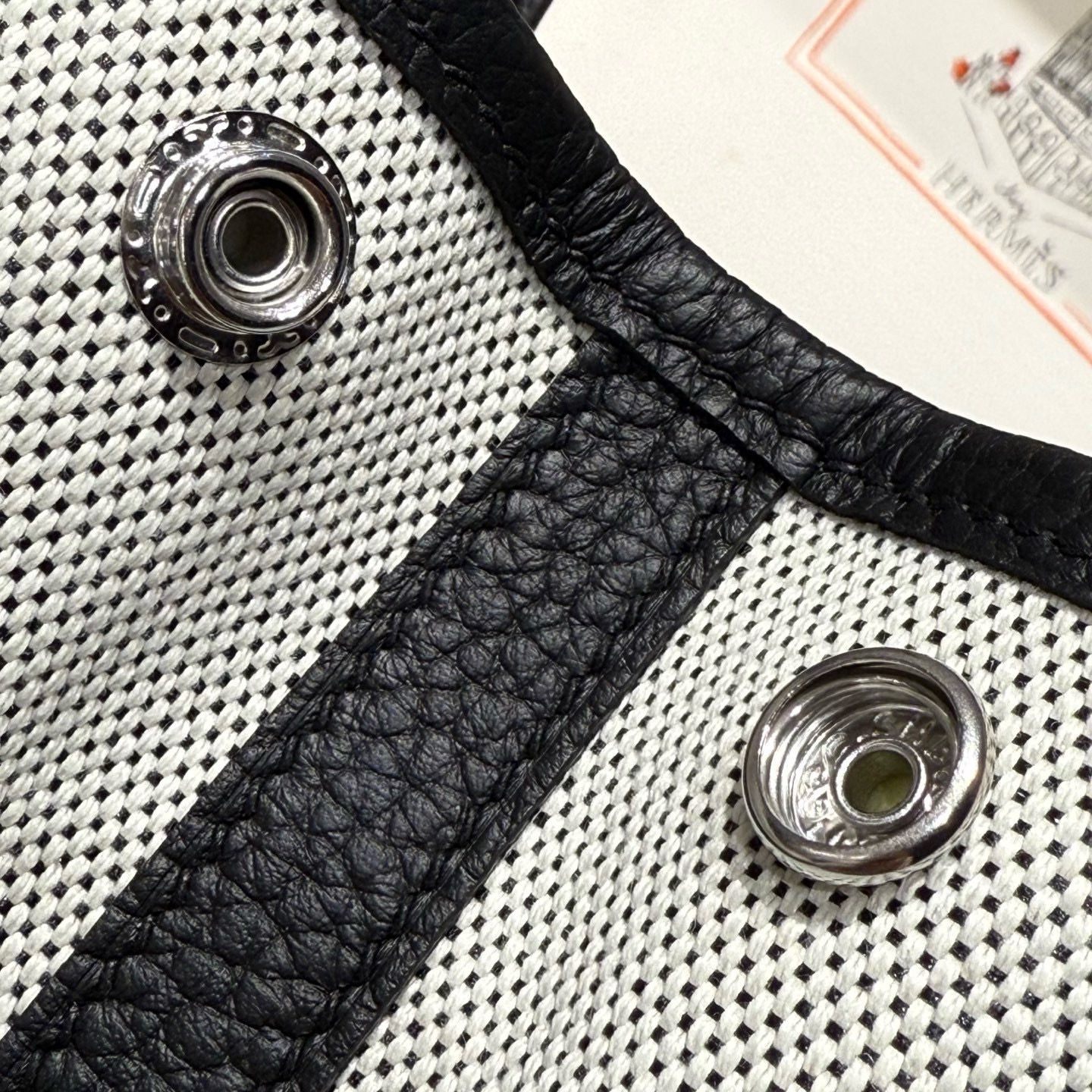 Hermes Neo Garden Party 23 Bag in Canvas and Black Negonda Calfskin - Image 8