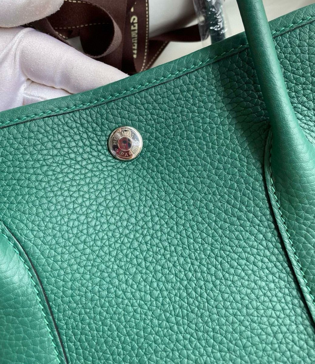Hermes Garden Party 30 Handmade Bag in Malachite Clemence Leather - Image 4
