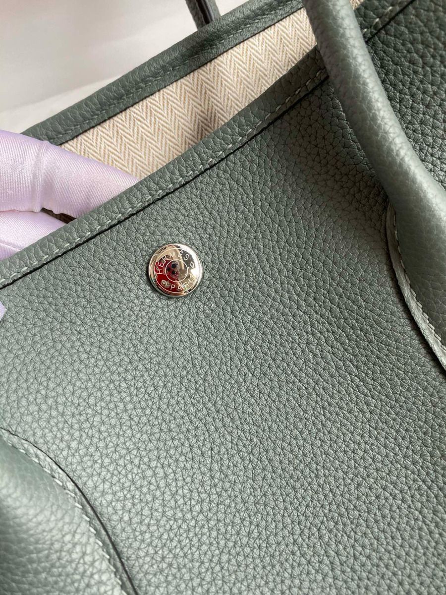 Hermes Garden Party 30 Handmade Bag in Vert Amande Clemence Leather - Image 5