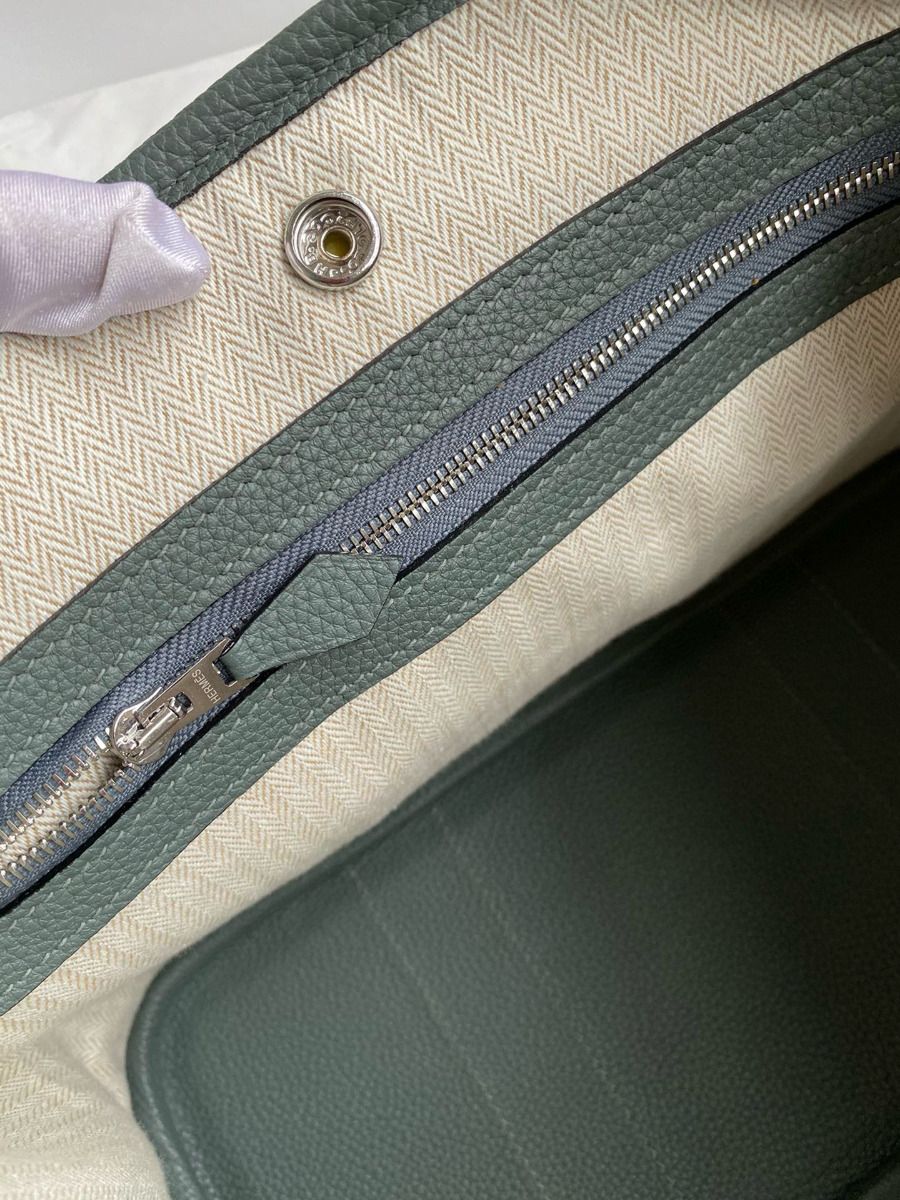 Hermes Garden Party 30 Handmade Bag in Vert Amande Clemence Leather - Image 7