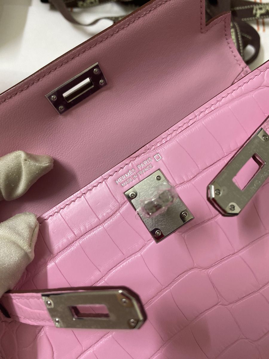 Hermes Kelly Mini II Sellier Handmade Bag In Mauve Sylvestre Matte Alligator Leather - Image 9