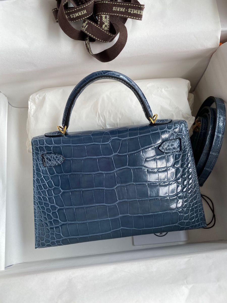 Hermes Kelly Mini II Sellier Handmade Bag In Colvert Shiny Alligator Leather - Image 3