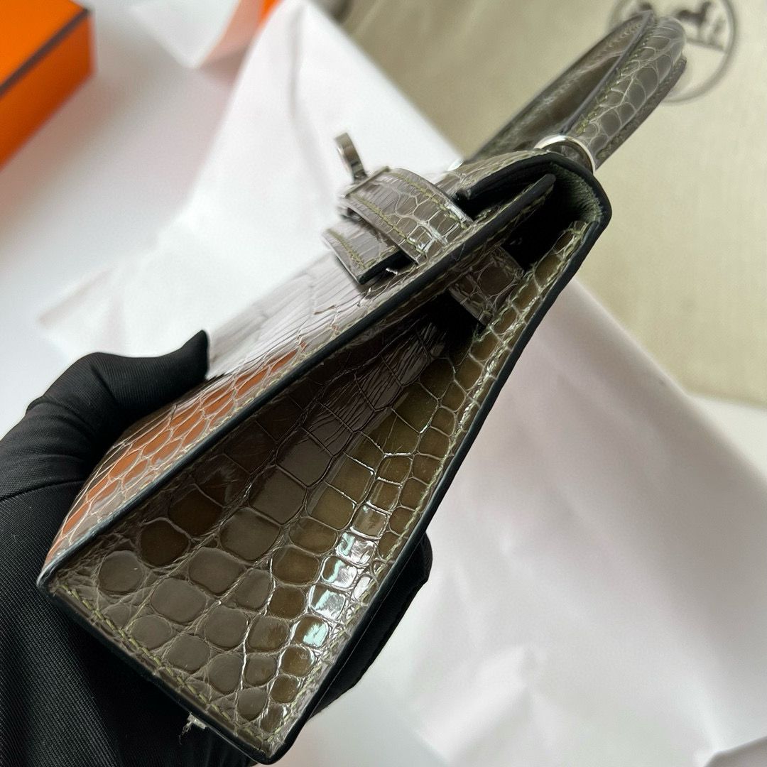 Hermes Kelly Mini II Sellier Handmade Bag in Olive Green Shiny Alligator Leather - Image 7
